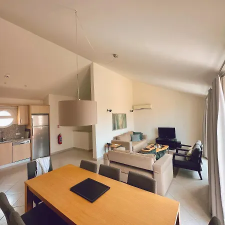Сasa de vacaciones Wyndham Kusadasi Golf 3+1 Dublex Penthouse
